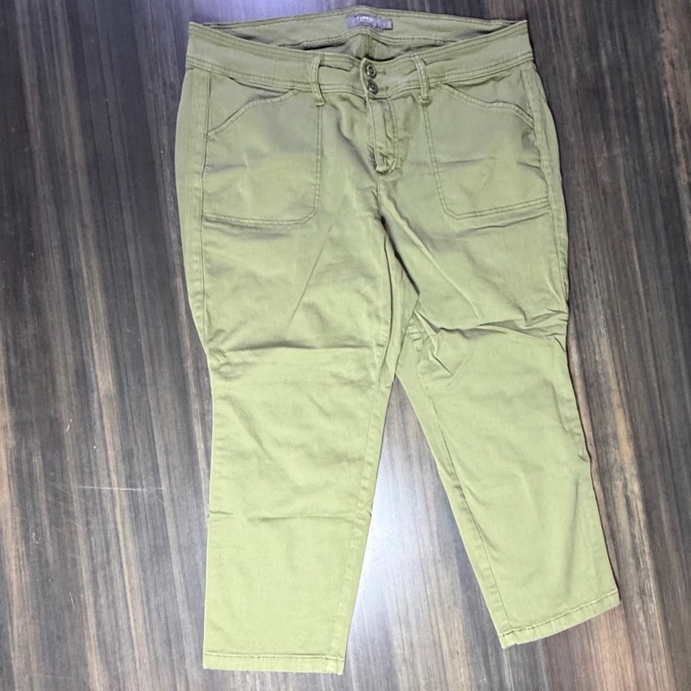 Torrid Olive Green Crop Pants Plus Size Twill Utility Casual Size 20